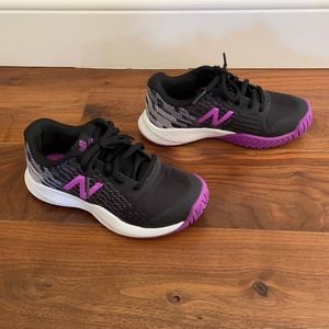 Kids New Balance Tennis shoes